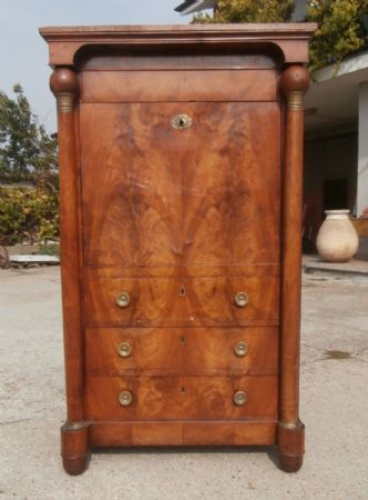 secretaire in piuma di noce