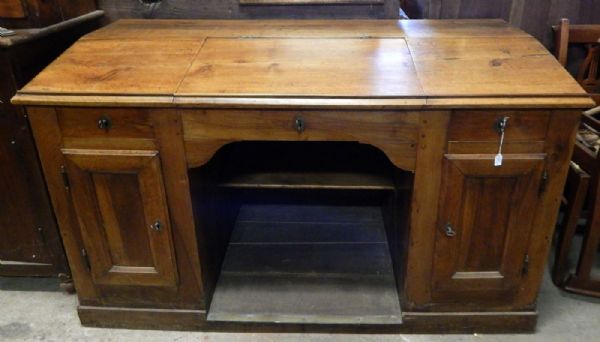 large desk in walnut wood
    