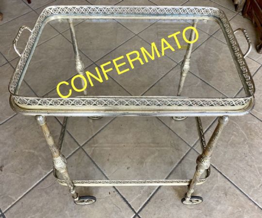 Tavolino carrello bar in metallo argentato a due piani in cristallo con vassoio asportabile