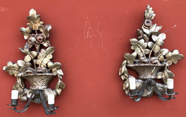 Paire d'appliques polychromes