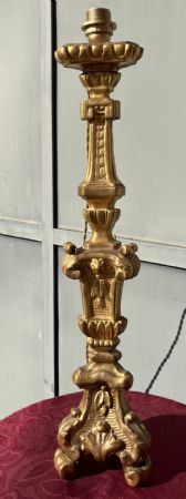 candeliere in legno dorato, del '700