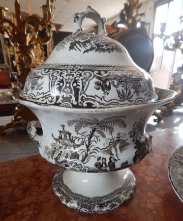 Plate, tureen, and ladle