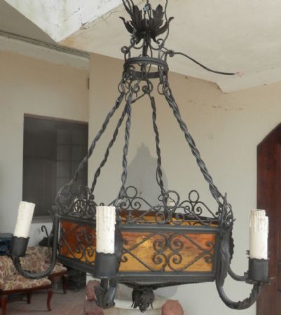 Lustre en fer
