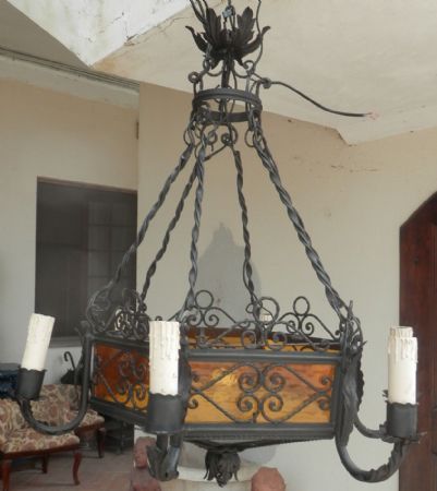 lampadario in ferro