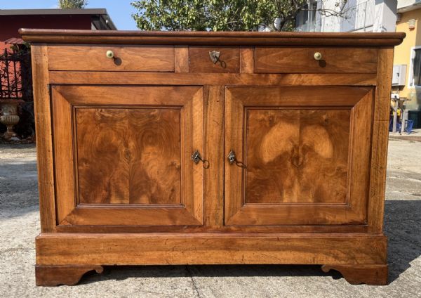 grande credenza in noce