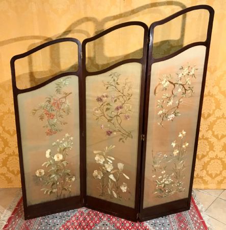 Screen separè mahogany dividing wall Liberty Art Nouveau silk decorations
    