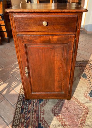 Louis XVI sideboard cabinet from the 18th century
