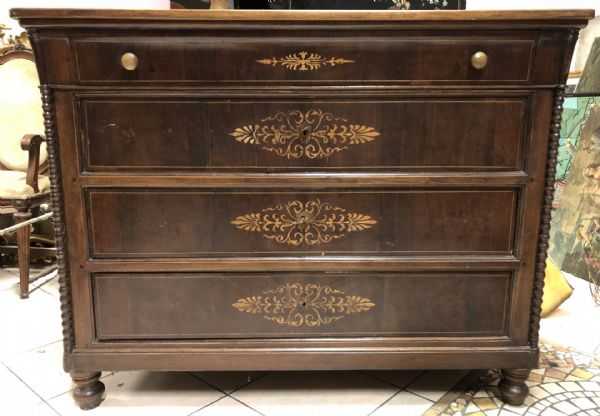 Carlo X dresser inlaid
    