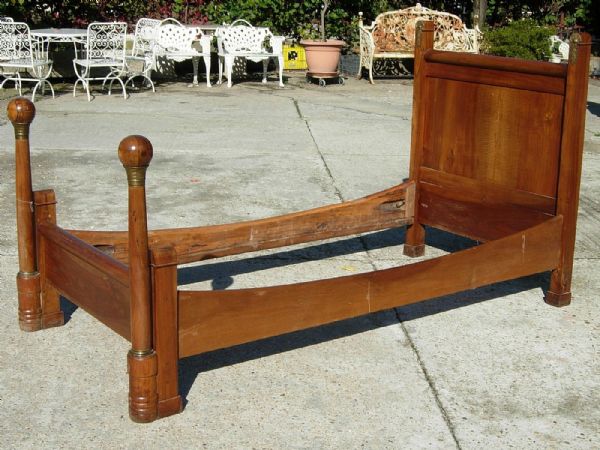 walnut bed