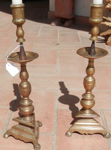 Par de castiçais de bronze