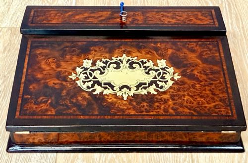 🥇Escrivaninha de viagem com intarsiatura, época 1850, Paris🥇