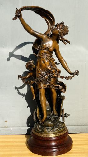 leggiadra fanciulla con amorino firmata Auguste Moreau 1834-1917)