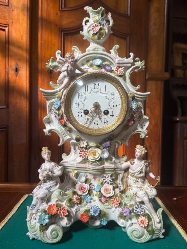 Stupendo Orologio a Pendolo in Porcellana policroma Antico Vecchia Parigi Prima Metà ‘800