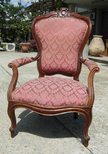 fauteuil en noyer