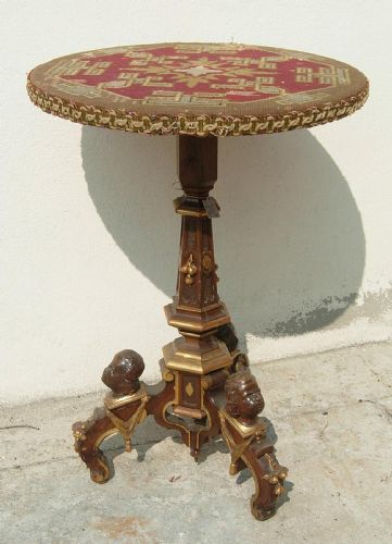 Mesa con tela