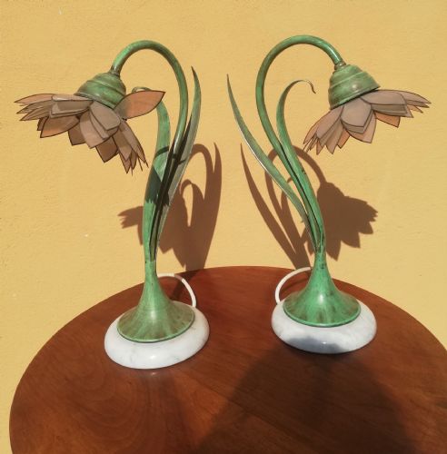 pair of vintage lamps
    
