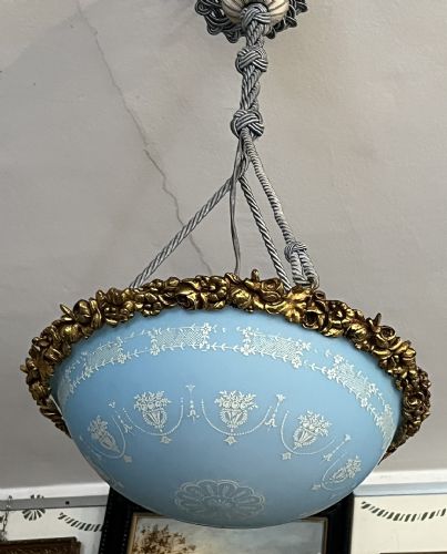 lampadario azzurro opaline