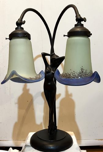 lampada da tavolo in bronzo 
