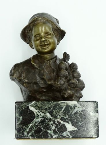 Bronze mit Marmor signiert Giovanni De Martino
    