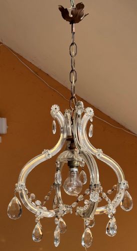 shaped chandelier
    