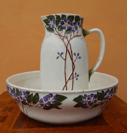 brocca e catino in ceramica dipinta manifattura Laveno