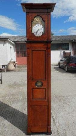 clock column